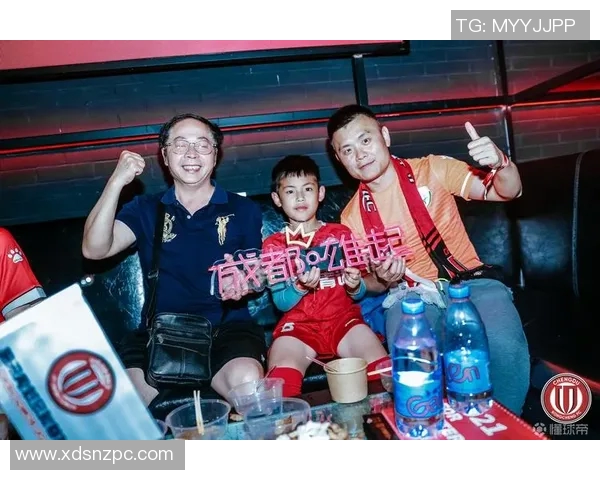 贵阳足球明星友谊赛盛况空前球迷欢聚一堂共庆足球激情时刻