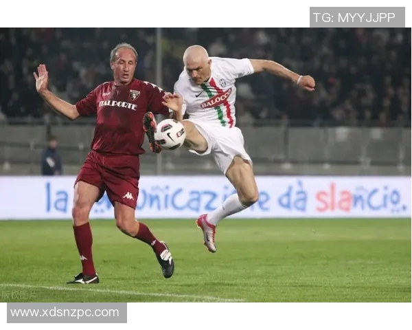 足球明星圆发型女性形象展示与时尚潮流解析